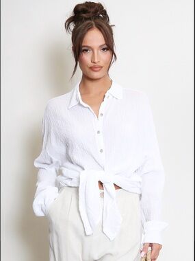 Amuse Society White Button-Tie Front Collared Shirt